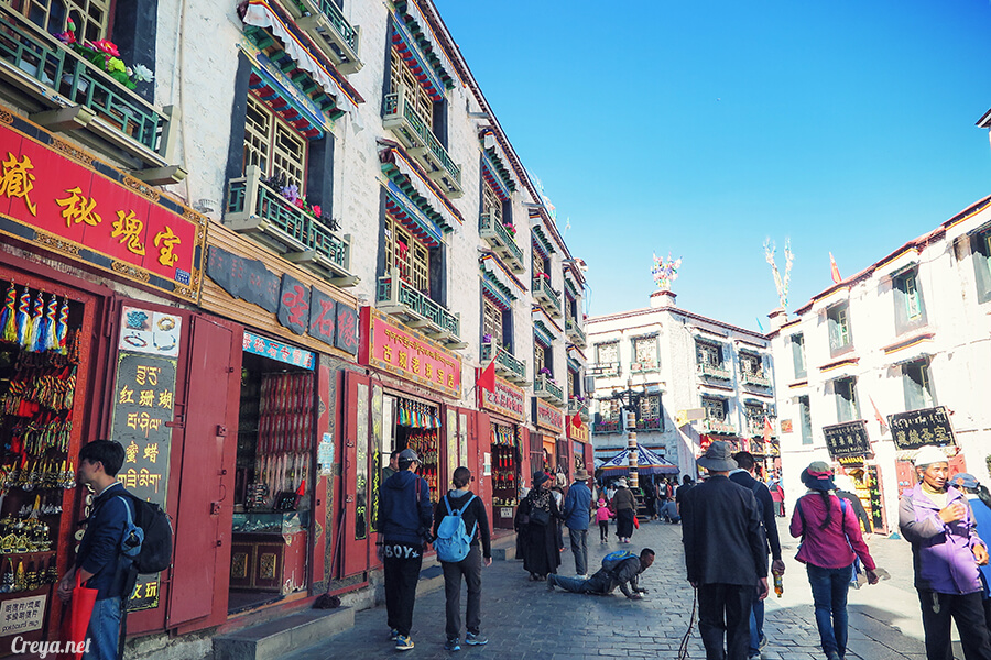 2015.12.09 | Tibet 西藏踢北去 | 尋找藏人真正的拉薩中心,被信仰力量震撼的大昭寺與舊城區 22.jpg