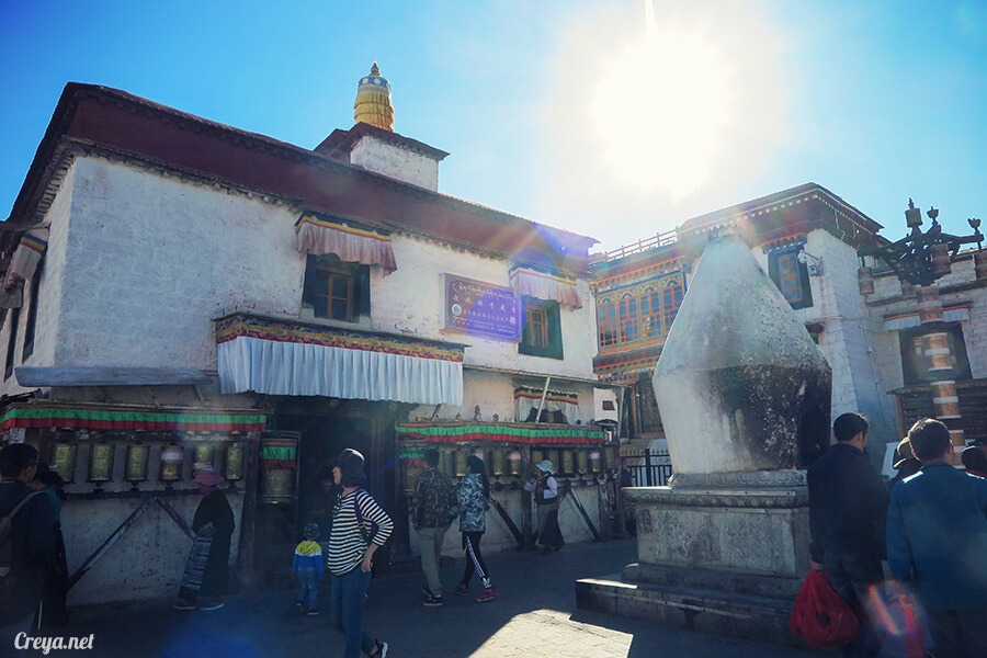 2015.12.09 | Tibet 西藏踢北去 | 尋找藏人真正的拉薩中心,被信仰力量震撼的大昭寺與舊城區 24.jpg