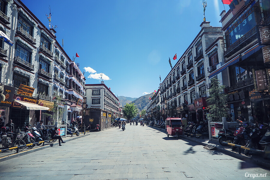 2015.12.09 | Tibet 西藏踢北去 | 尋找藏人真正的拉薩中心,被信仰力量震撼的大昭寺與舊城區 03.jpg