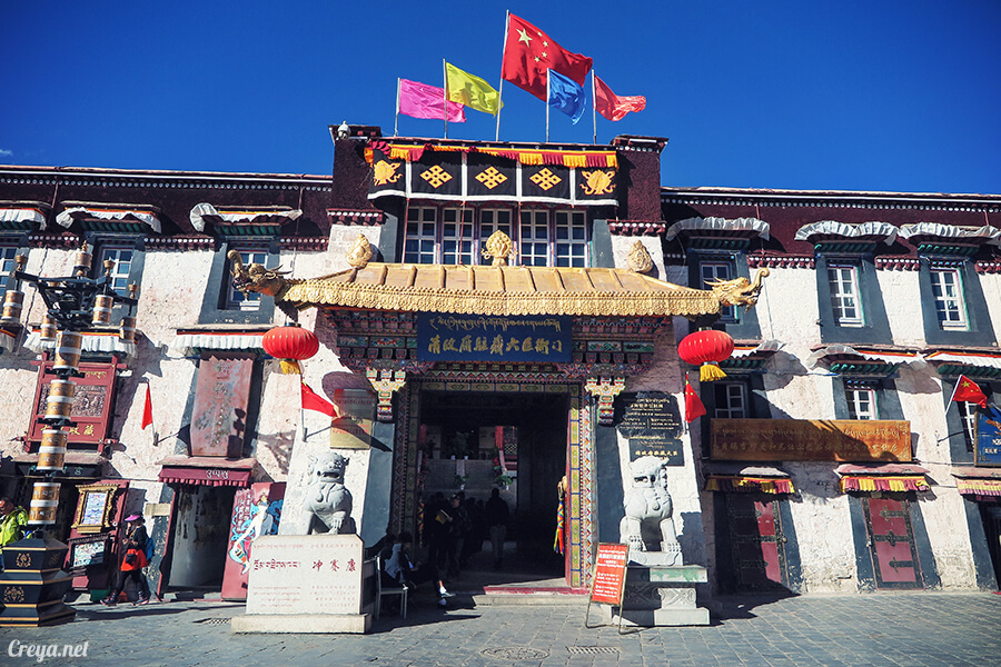 2015.12.09 | Tibet 西藏踢北去 | 尋找藏人真正的拉薩中心,被信仰力量震撼的大昭寺與舊城區 07.jpg