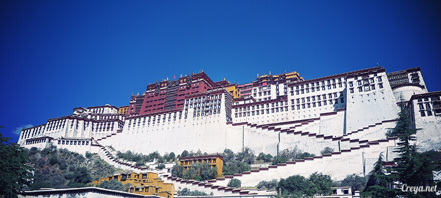 2015.12.04| Tibet 西藏踢北去 | 藏人的精神殿堂布達拉宮,但或許不只我們高山反應沒精神…16.jpg