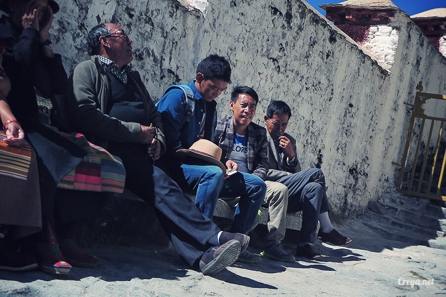 2015.12.04| Tibet 西藏踢北去 | 藏人的精神殿堂布達拉宮,但或許不只我們高山反應沒精神…09.jpg