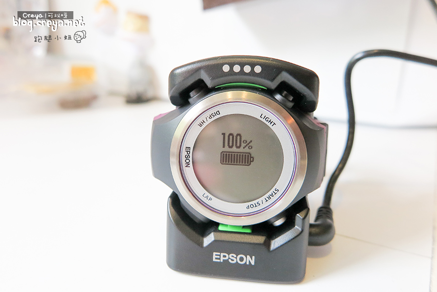 2015.05.04| 跑腿小妞| EPSON RUNSENSE SF-810 穿戴式運動手錶正宗開箱文 16.jpg
