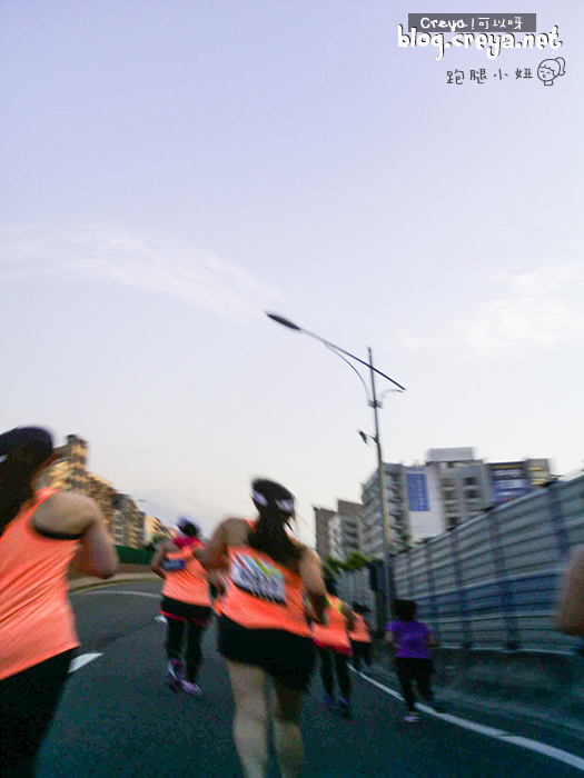2015.6.22 | 跑腿小妞| 那一年我昏倒的 2015 NIKE #WERUNTPE 女生半馬 女子 WE RUN TPE Taipei 賽事 15