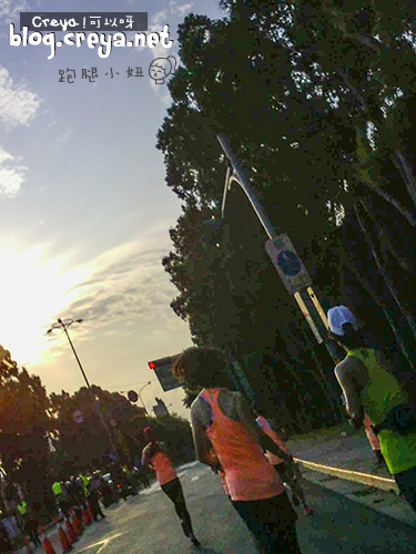 2015.6.22 | 跑腿小妞| 那一年我昏倒的 2015 NIKE #WERUNTPE 女生半馬 女子 WE RUN TPE Taipei 賽事 16