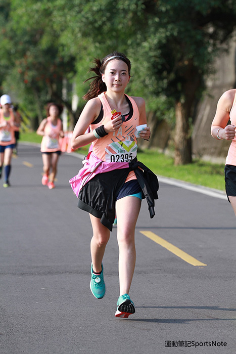 2015.6.22 | 跑腿小妞| 那一年我昏倒的 2015 NIKE #WERUNTPE 女生半馬 女子 WE RUN TPE Taipei 賽事 02